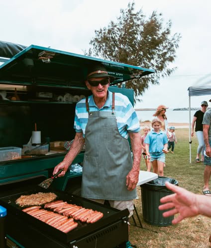 sausage sizzle 01
